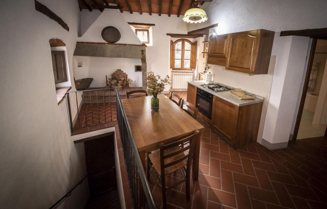 Casa Selvolini - Volpaia Radda in Chianti Exterior foto